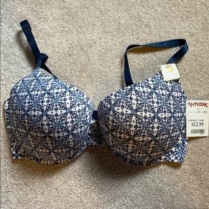 Adrienne Vittadini Bra